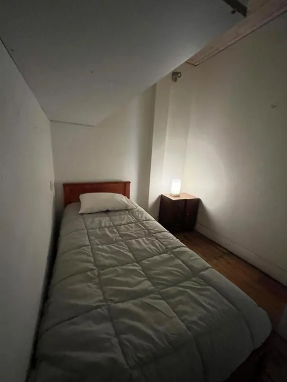 Habitación Individual con baño compartido — Hotel Nativo